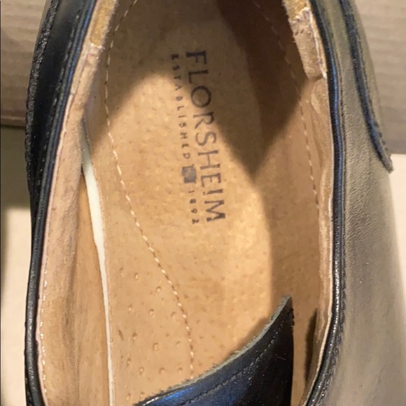 Men’s dress shoes black like new - Picture 2 of 8